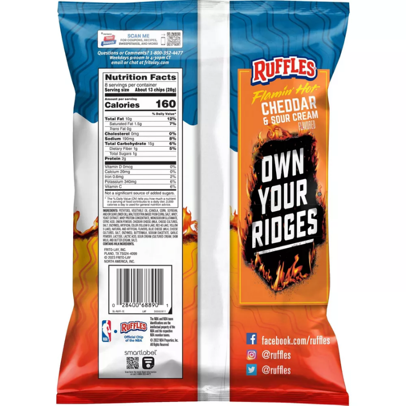 Ruffles Flamin Hot Cheddar Sour Cream 8oz 226.8g